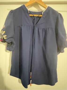 Womens Navy Embroidered Tie-Front Peasant Top - size M